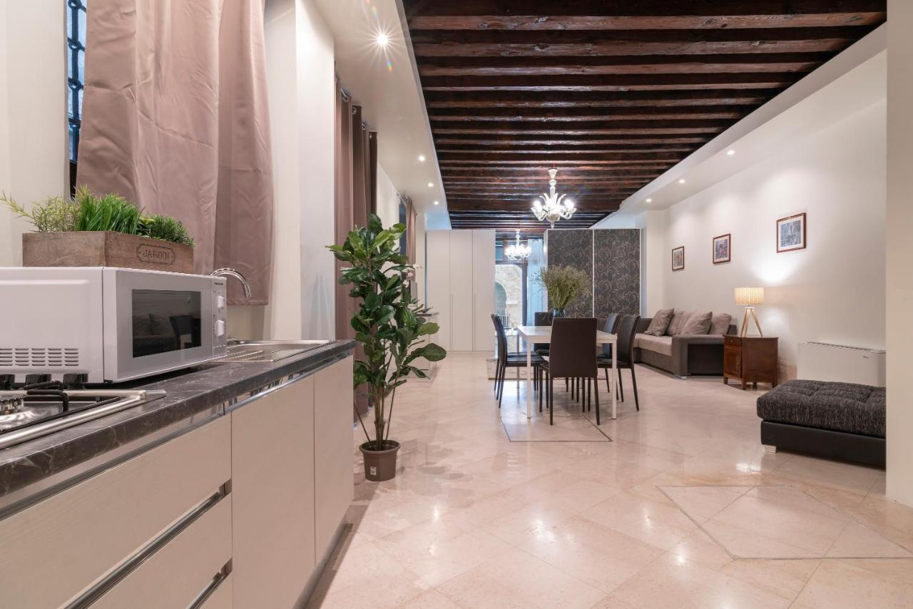 Apartament Riva Palace By Wonderful Italy *